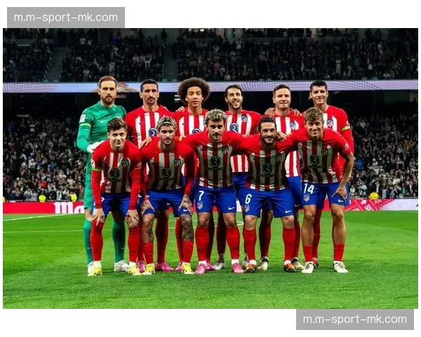 马竞阿尔瓦雷斯锋线冲击 面对密集防守时的个人突破尝试 马竞阿尔瓦雷斯锋线冲击 面对密集防守时的个人突破尝试